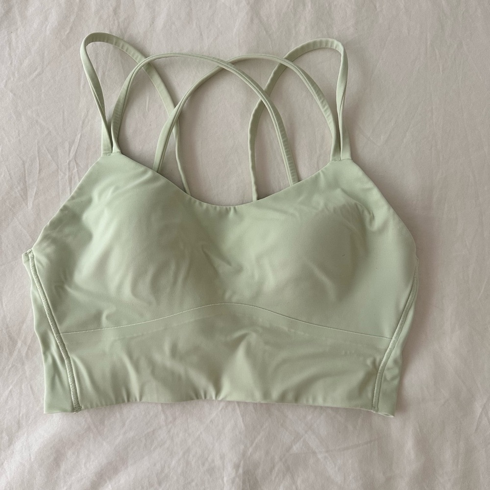 Lululemon sports bra